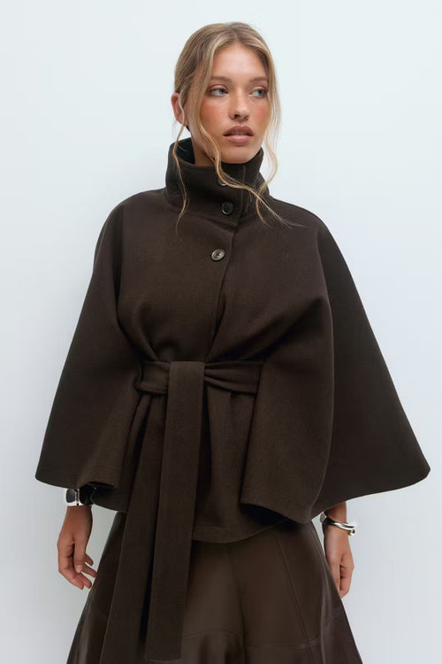 Arlette - Cape mit Gurt